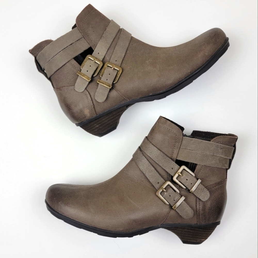 Abeo Nadia Buckle Cut Out Boots 7.5 NEW - Picture 1 of 12